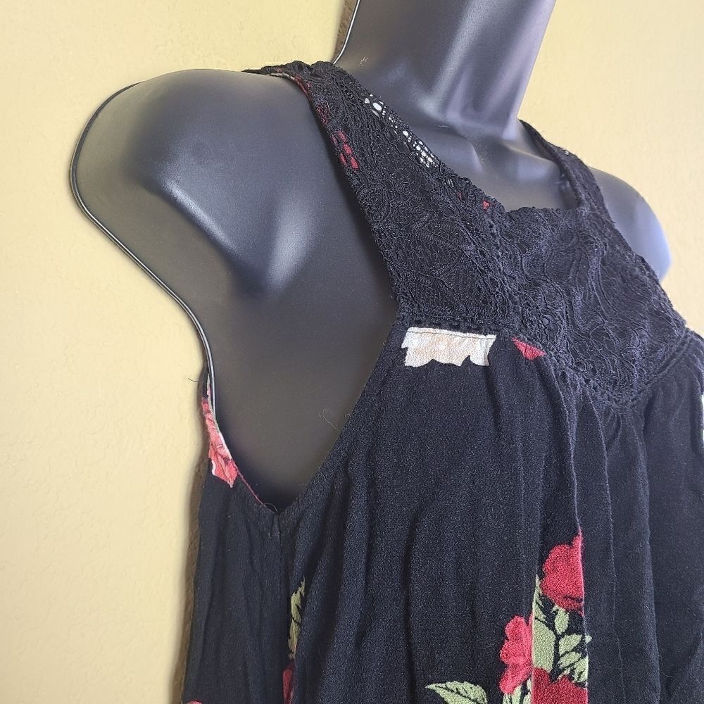 Others Follow Floral Dress - Picture 2 of 8